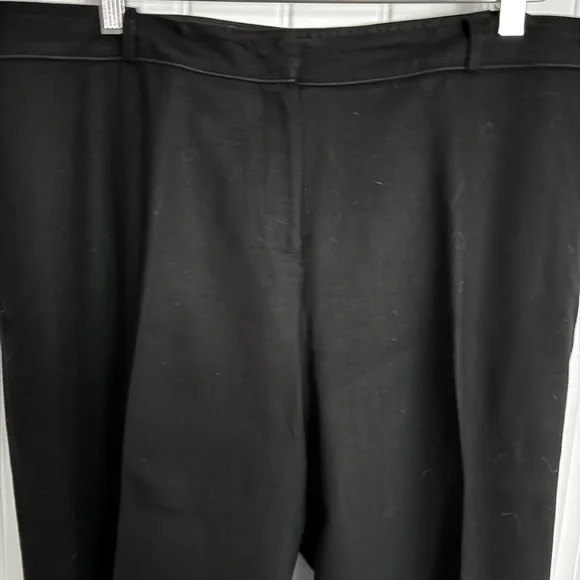 Boden Classic Black Women's Trousers - Picture 3 of 8